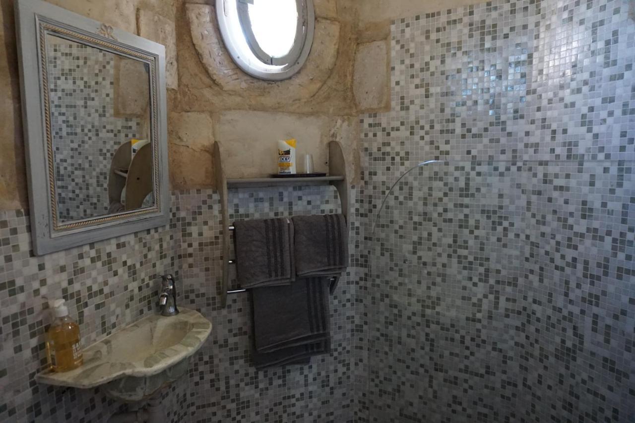 Bed and Breakfast Les Deux Tours Brignon Екстер'єр фото